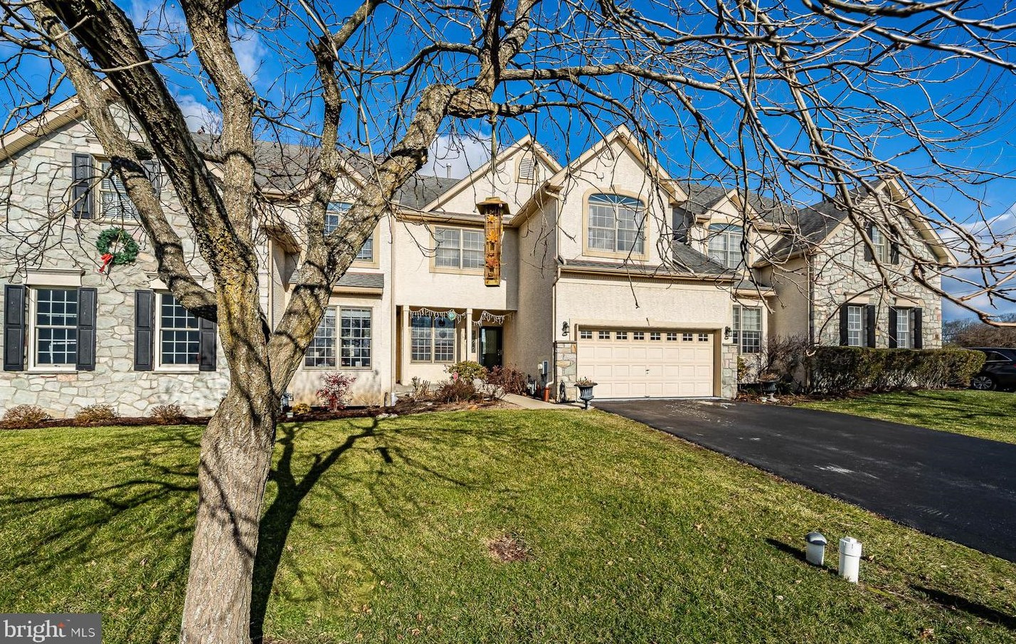 10 Kingston Cir, Exton PA  19341-3703 exterior