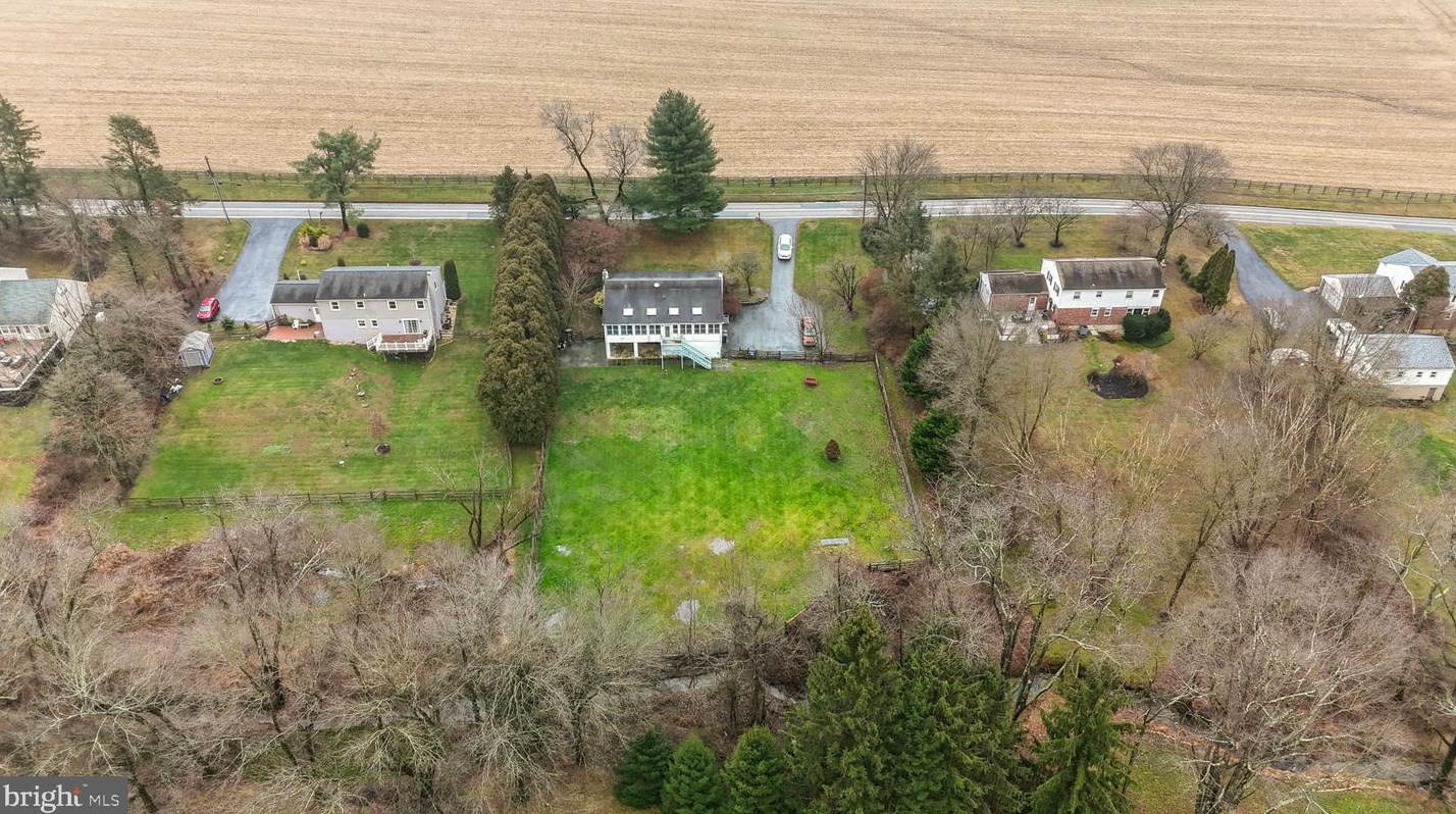609 W Pleasant Grove Rd, West Chester, PA 19382