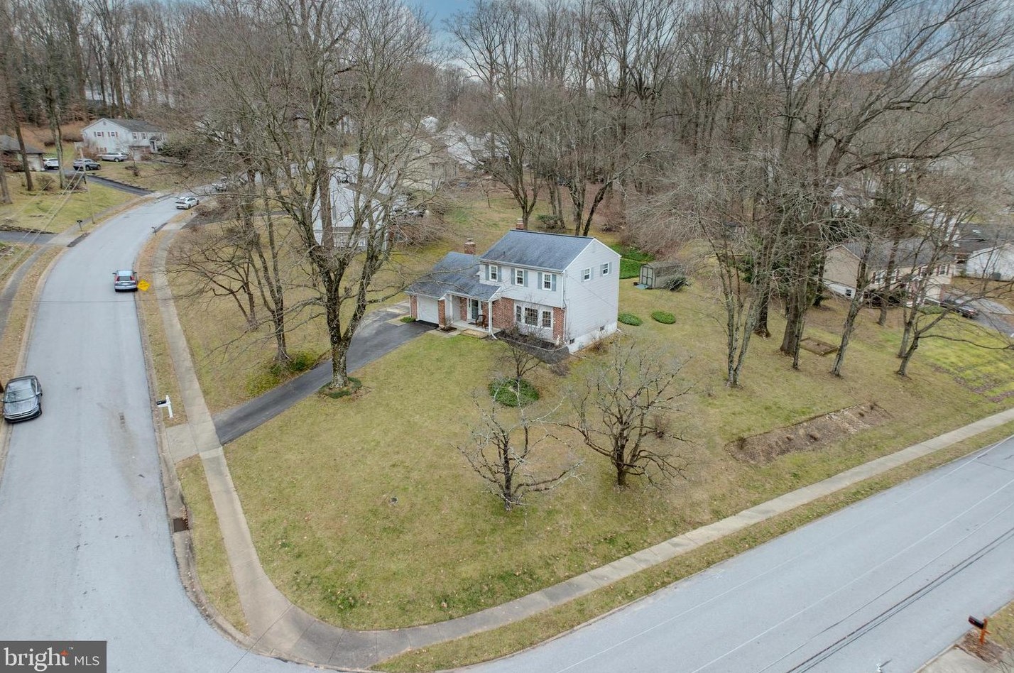 429 Fairfax Dr, Exton, PA 19341-1815