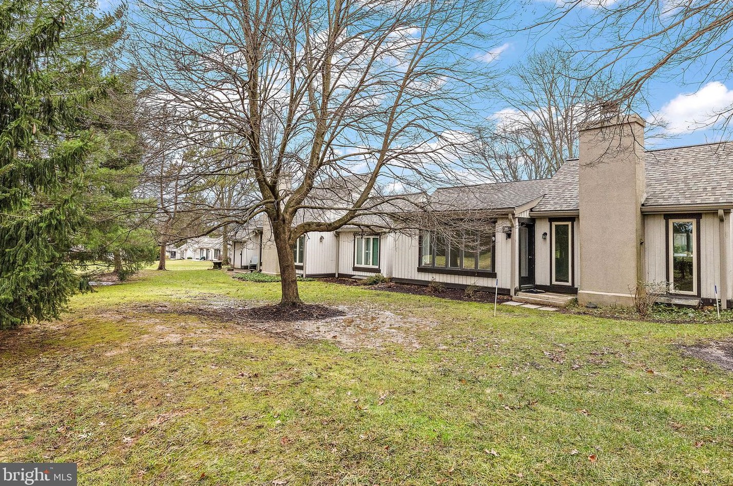 310 Devon Ln, West Chester, PA 19380