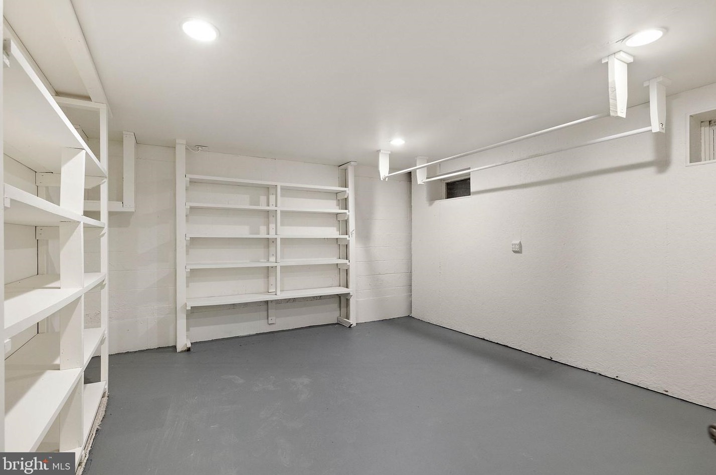 310 Devon Ln, West Chester PA  19380-6823 exterior