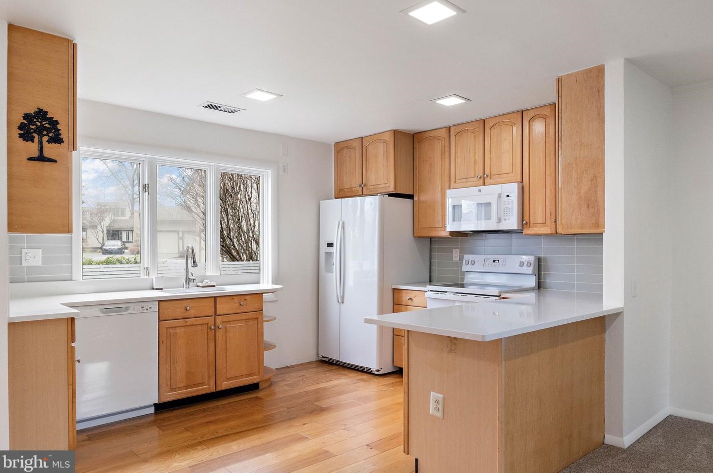 310 Devon Ln, West Chester PA  19380-6823 exterior