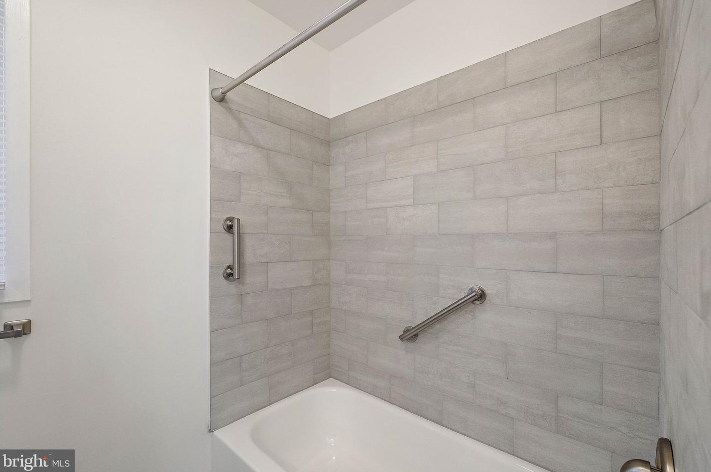 310 Devon Ln, West Chester PA  19380-6823 exterior