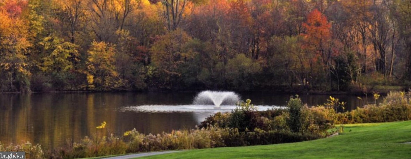 310 Devon Ln, West Chester PA  19380-6823 exterior