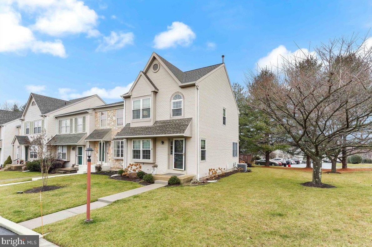 118 Concord Ct #72, Kennett Sq, PA 19348