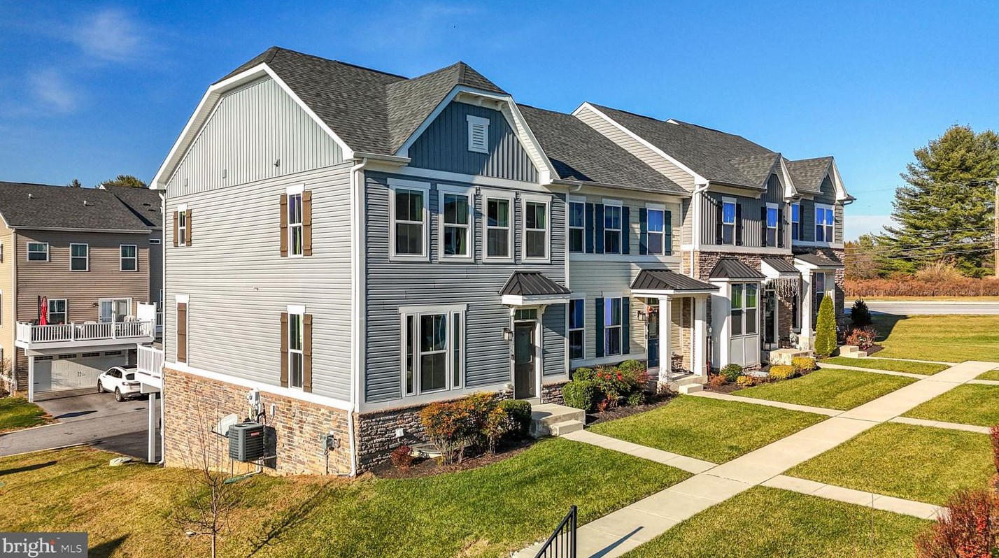 2015 Stargazers Rd, Romansville, PA 19320