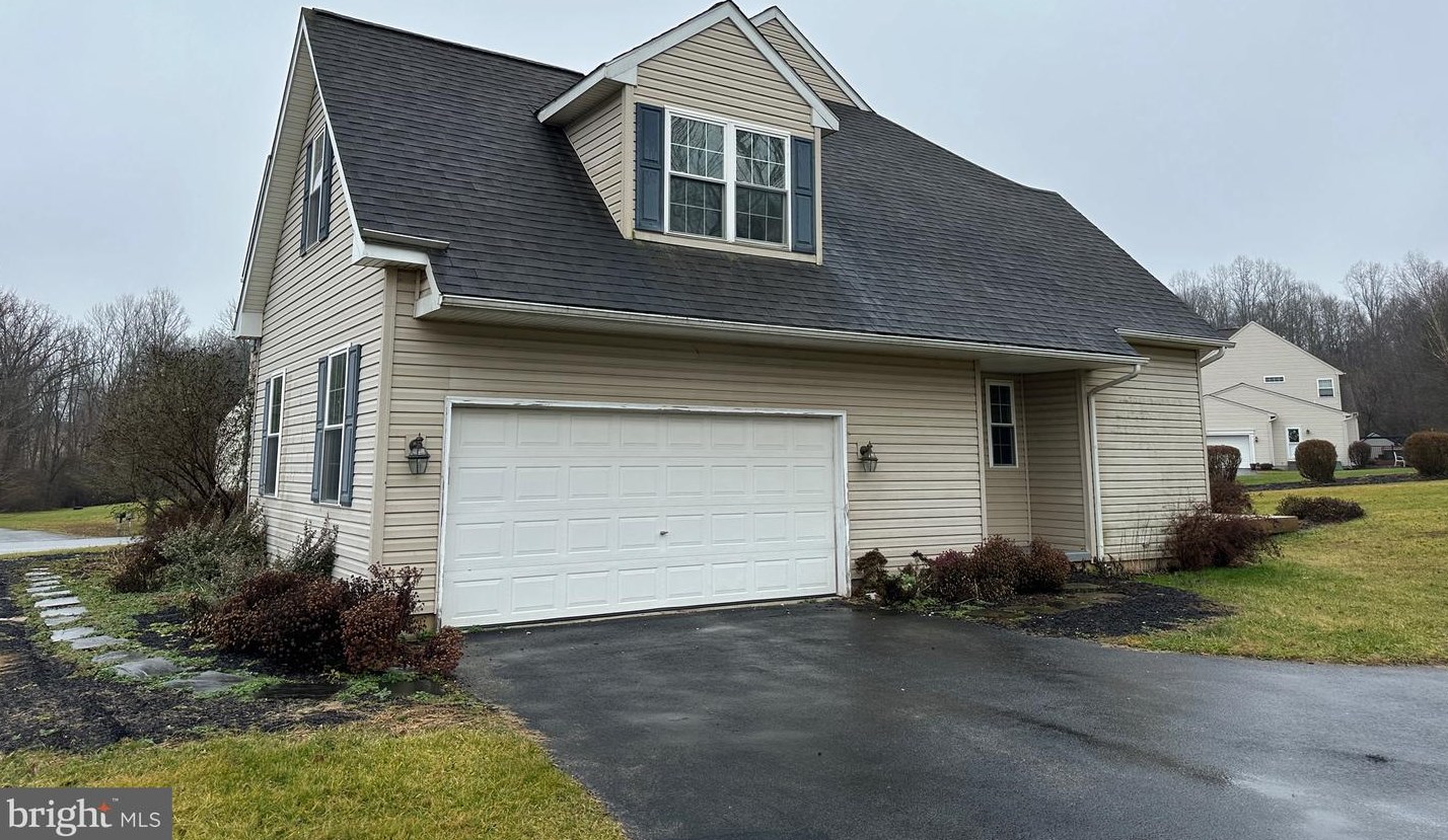 103 Tucker Ln, Romansville, PA 19320-1776