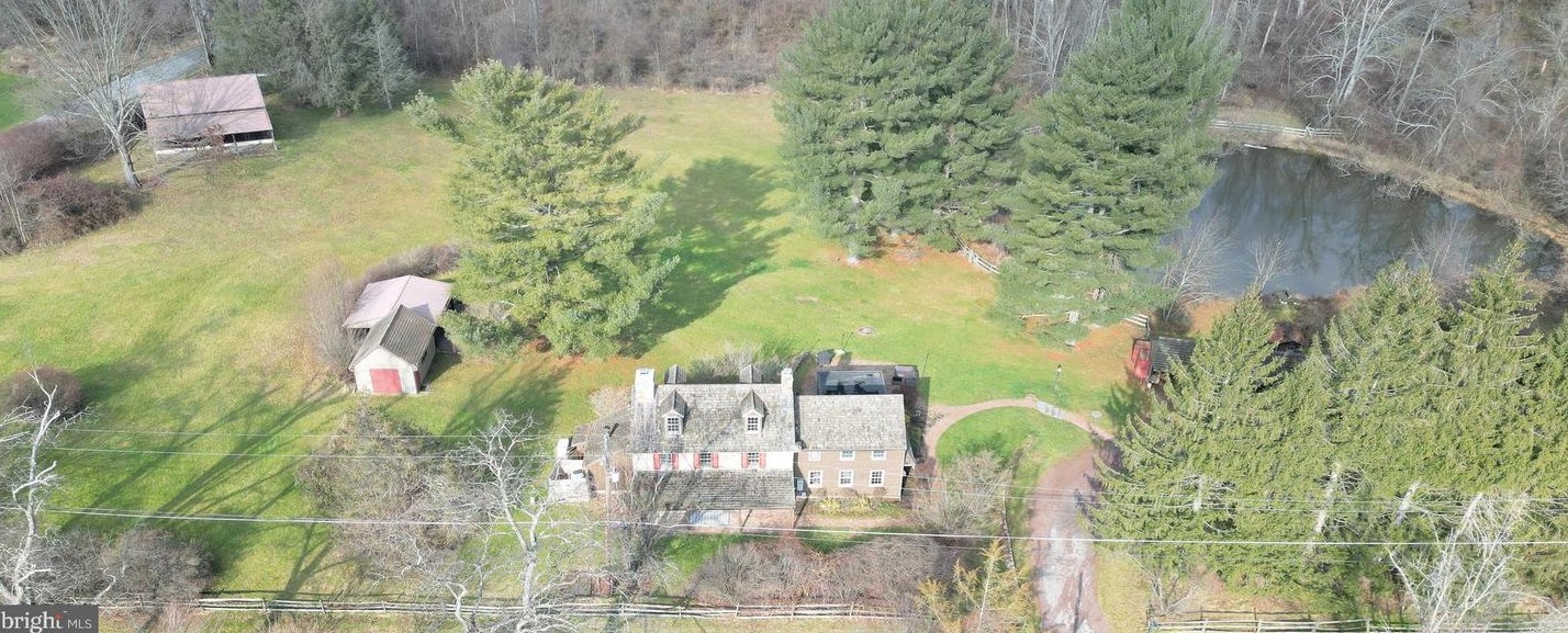 11 Dampman Rd, Marsh, PA 19520