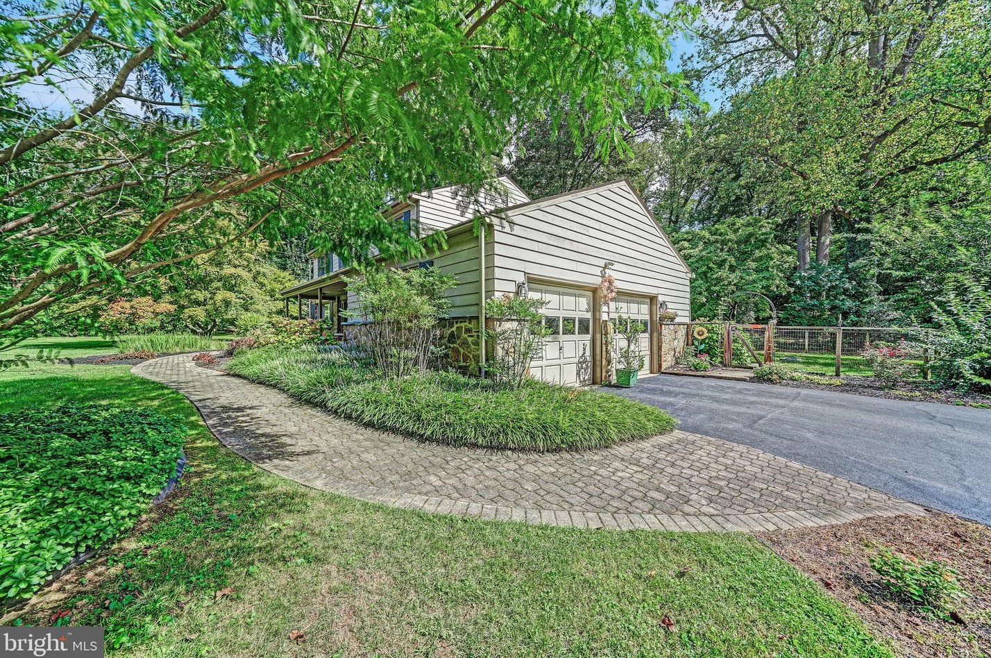803 Potter Dr, Kennett Sq, PA 19348