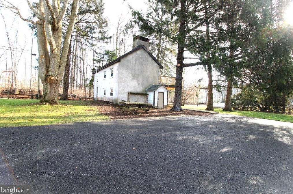 169 Rock Rd, Honey Brook, PA 19344