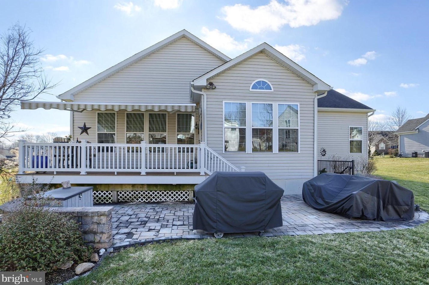 5 Rouse Dr, Avondale, PA 19311