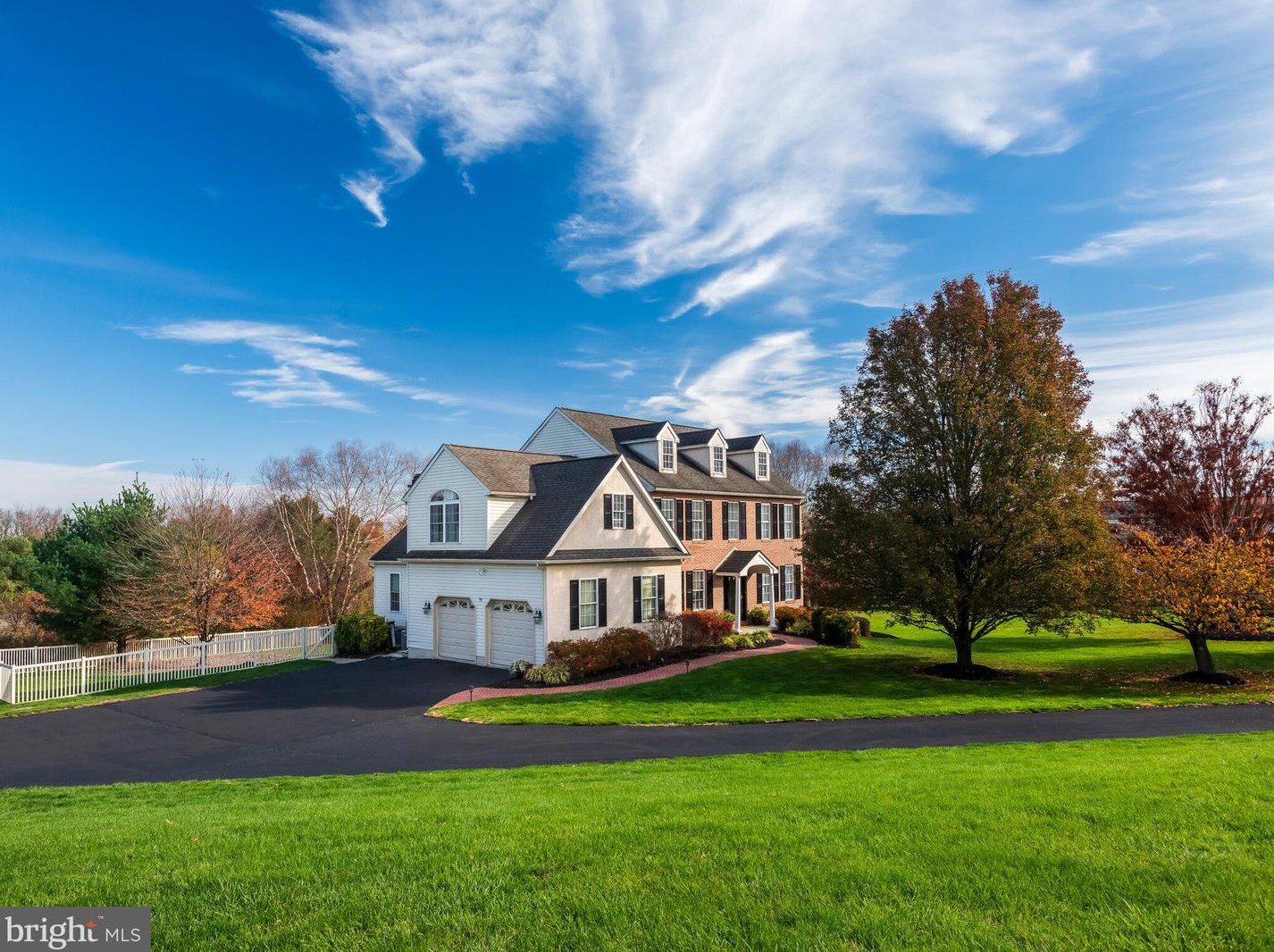 650 Dampman Rd, Honey Brook, PA 19344-1772
