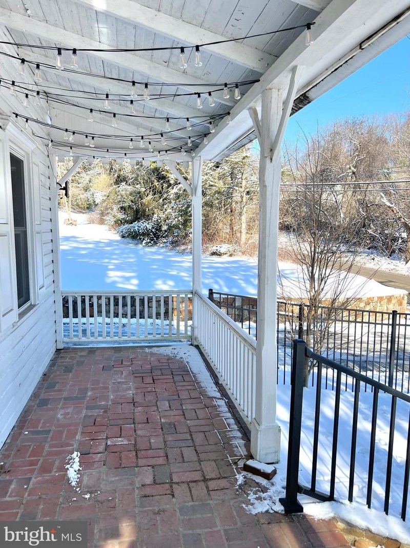 426 Whitford Rd, Exton PA  19341-2644 exterior