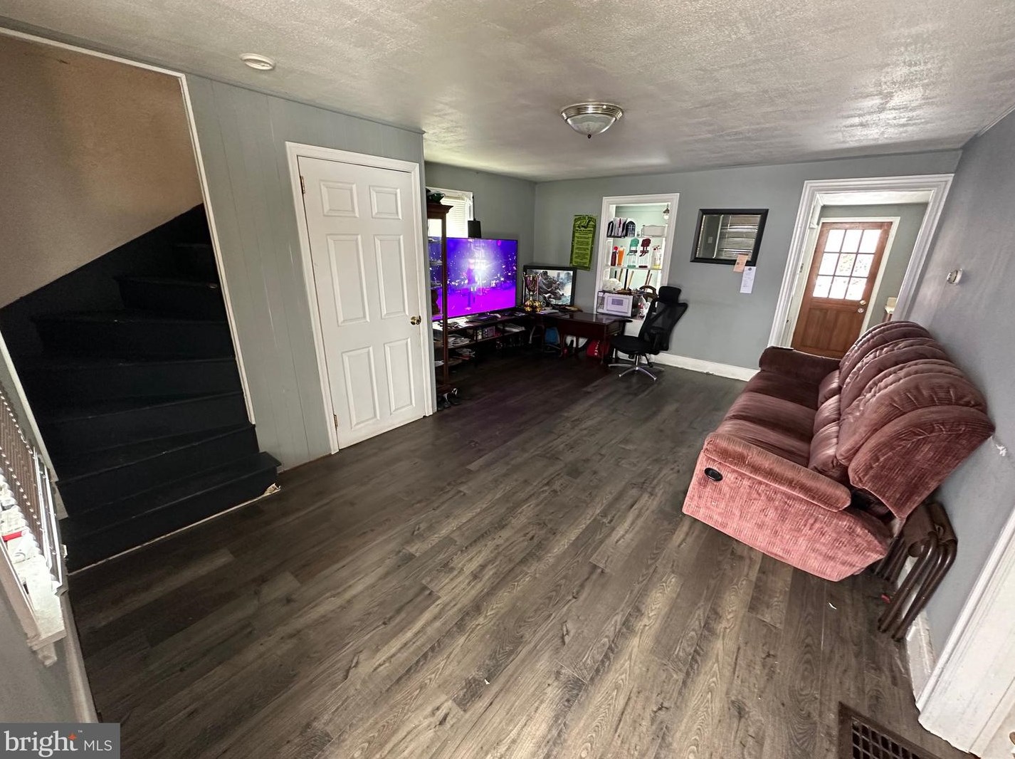 37 Central Ave, Spring City, PA 19475