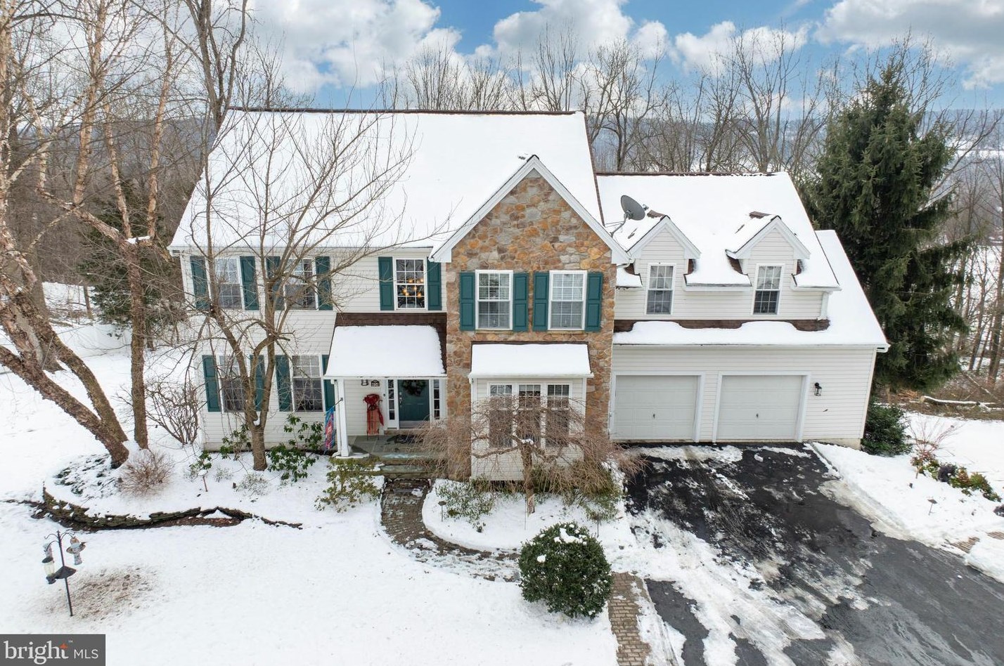 454 Rock Run Rd, Pottstown, PA 19465-8819