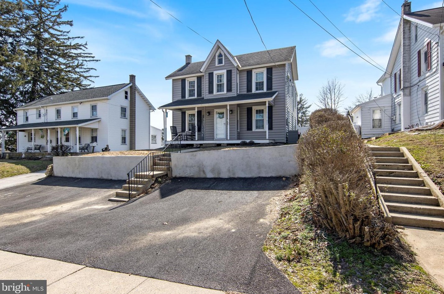 558 Strasburg Ave, Parkesburg, PA 19365