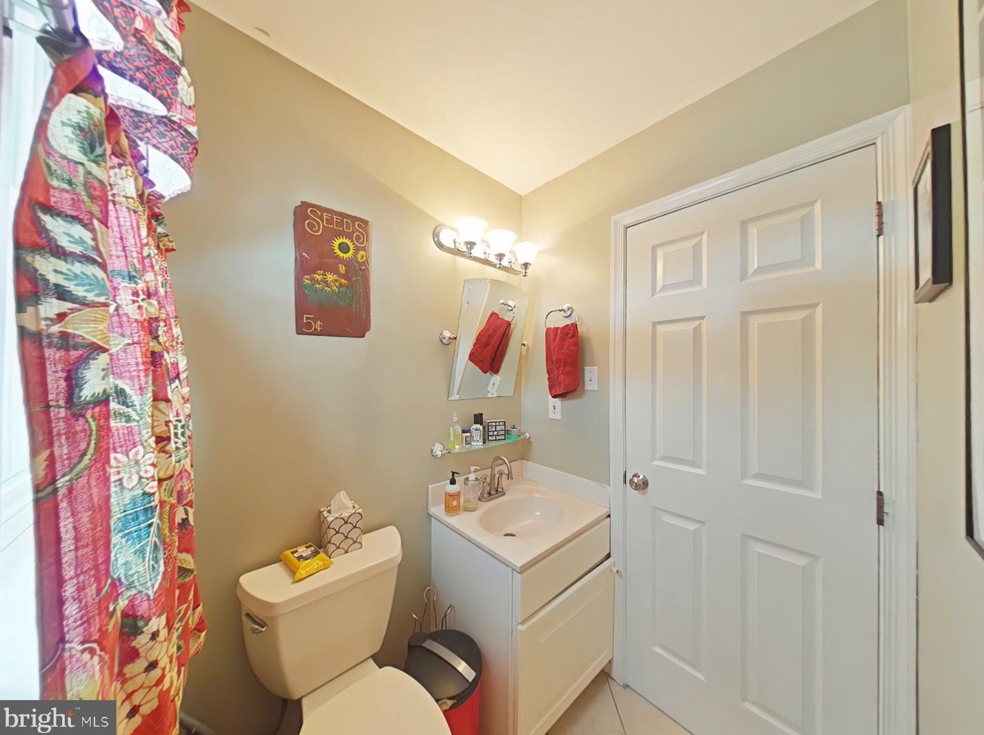 107 Peters Ct, Romansville PA  19320-2719 exterior