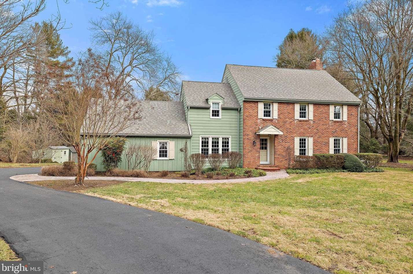 119 Round Hill Rd, Kennett Sq, PA 19348