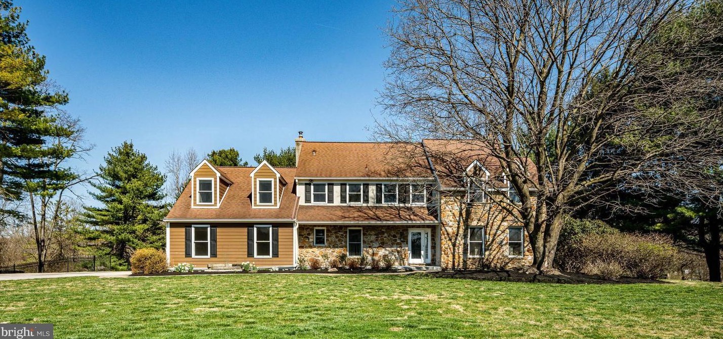 21 Cool Valley Rd, Frazer, PA 19355