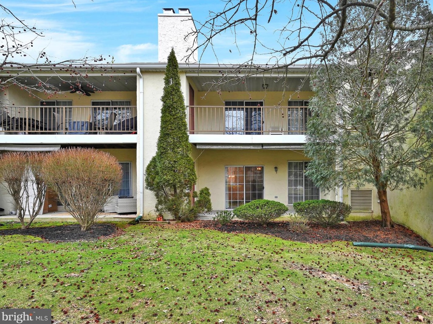 127 Valley Stream Cir, Wayne, PA 19087-5813
