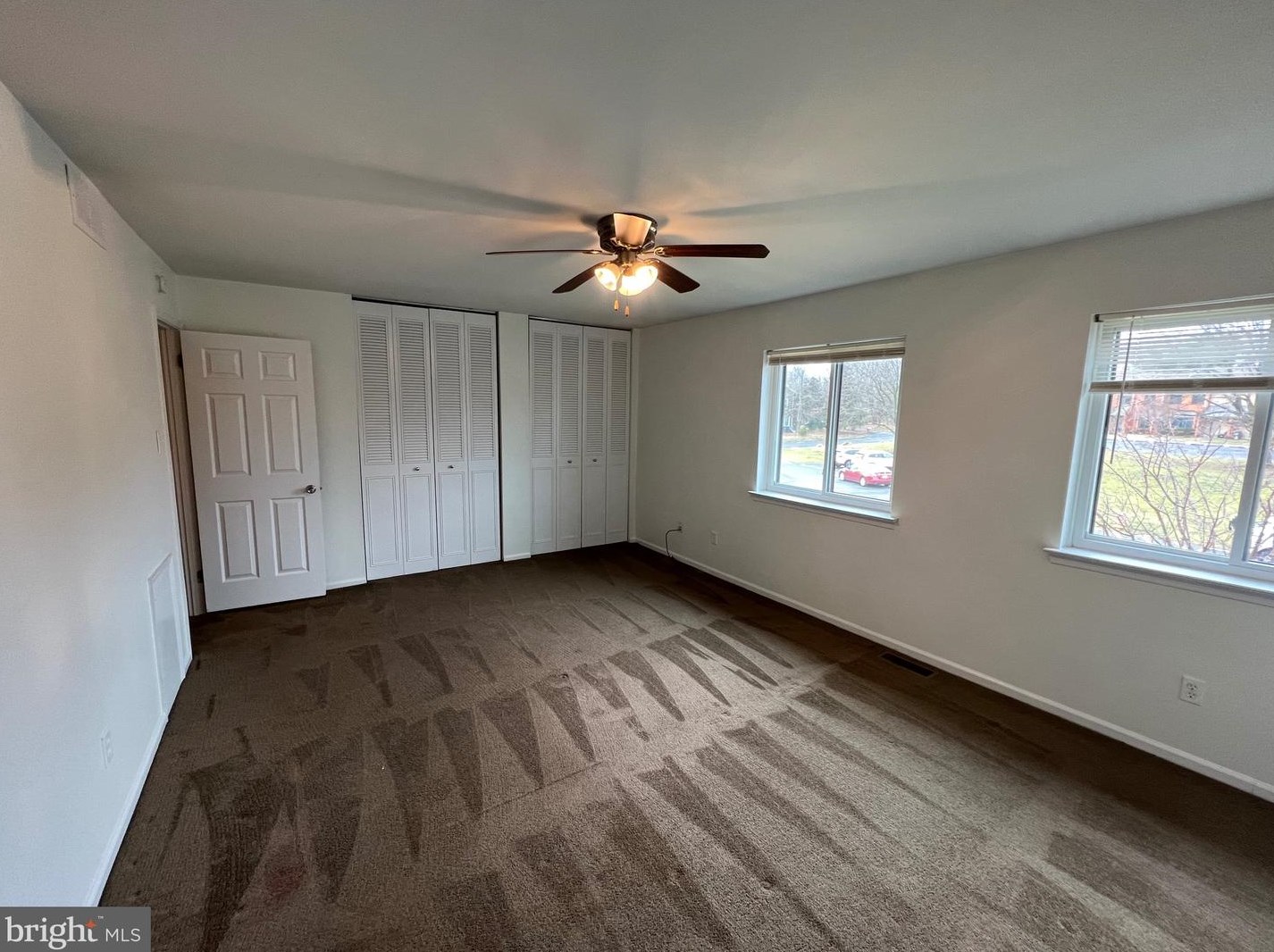 102 Caernarvon Ct, Exton PA  19341-1471 exterior