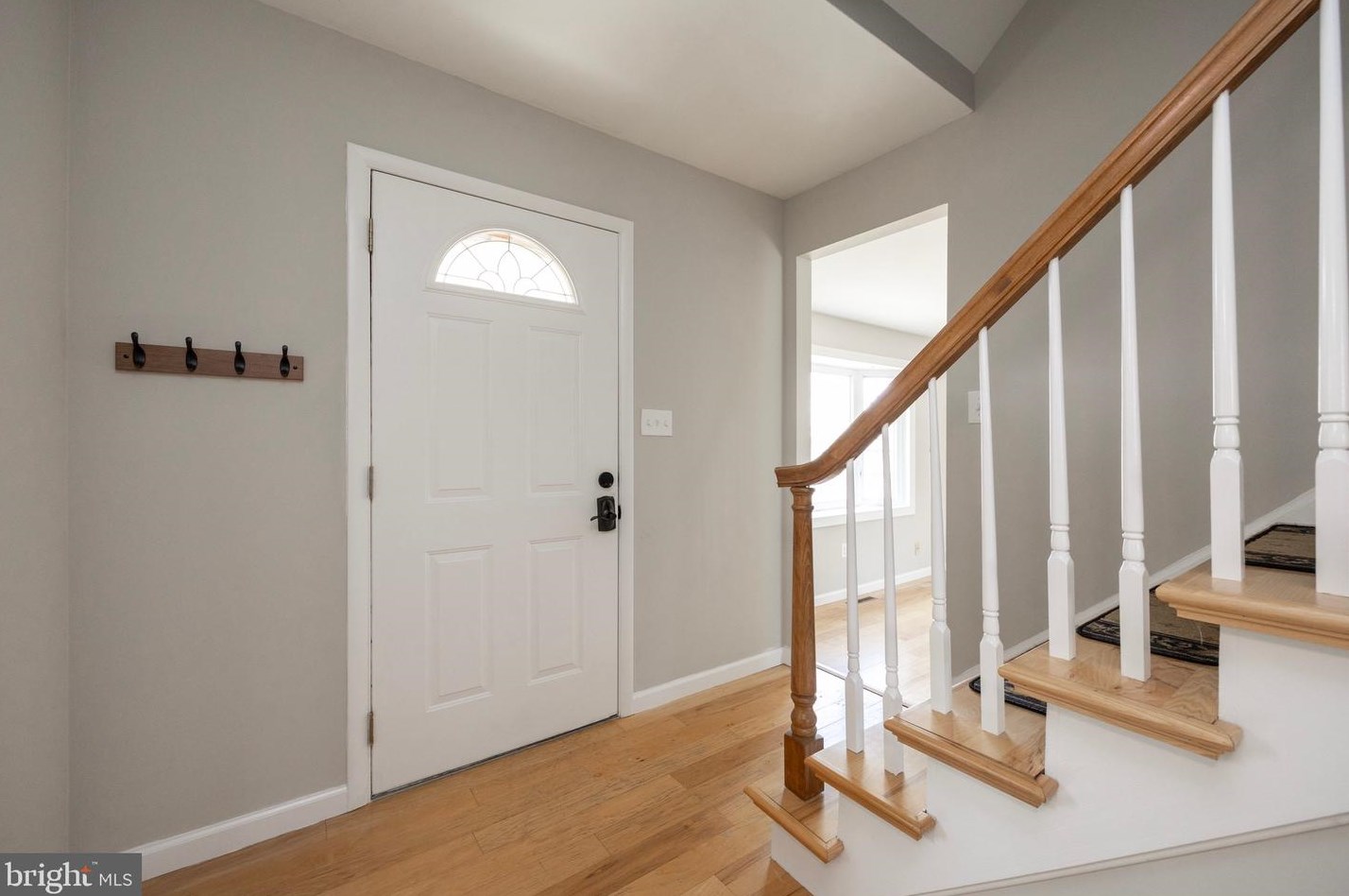 209 Valley View Ln, Downingtown, PA 19335-2853