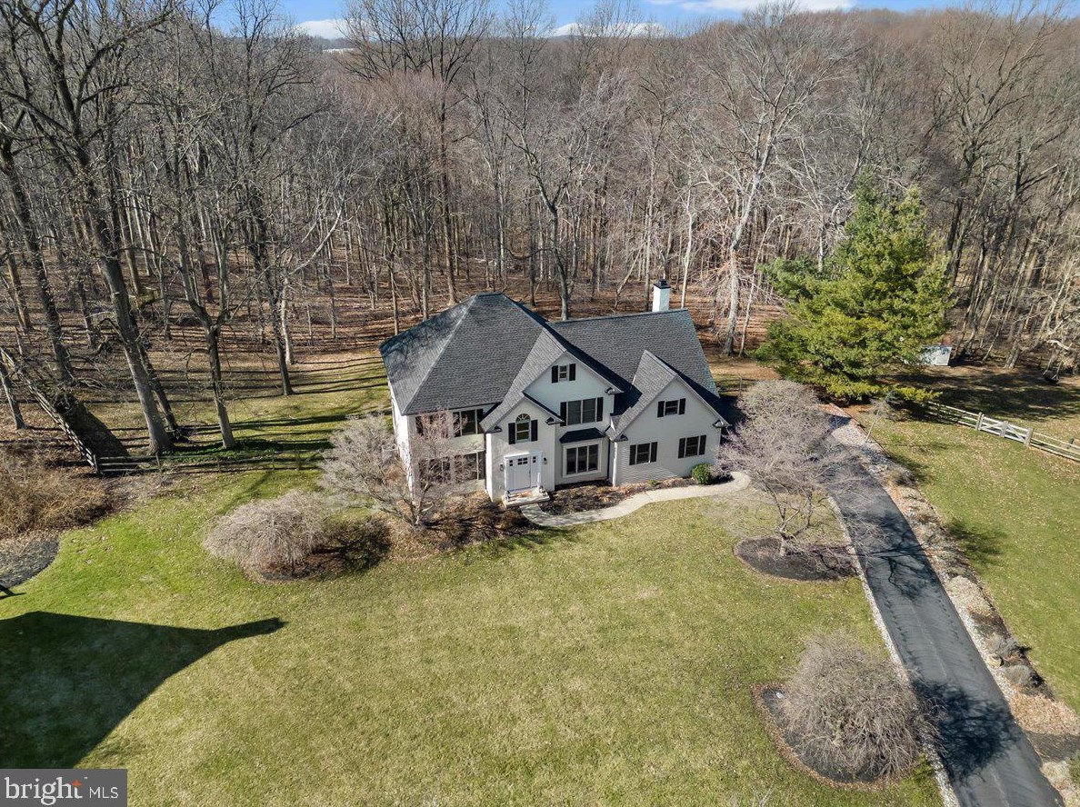 155 Stonegate Dr, Landenberg, PA 19350
