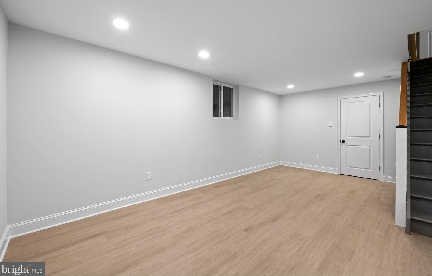 5 Marshall Cir, Downingtown PA  19335-2166 exterior