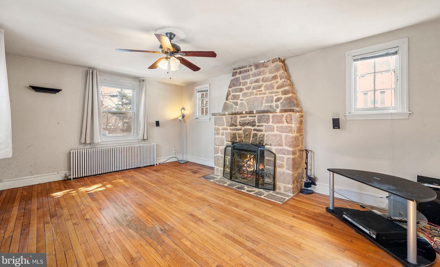 16 Morris Rd, West Chester, PA 19382