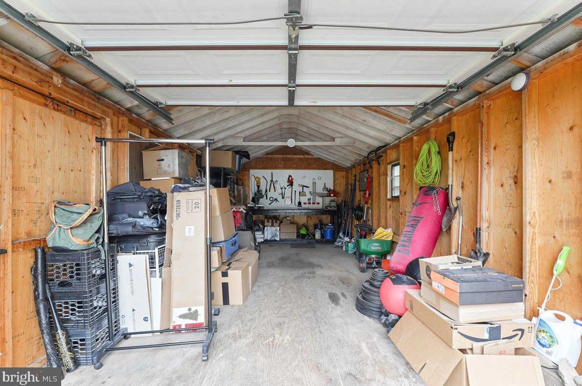 46 Marshall Cir, Downingtown PA  19335-2112 exterior