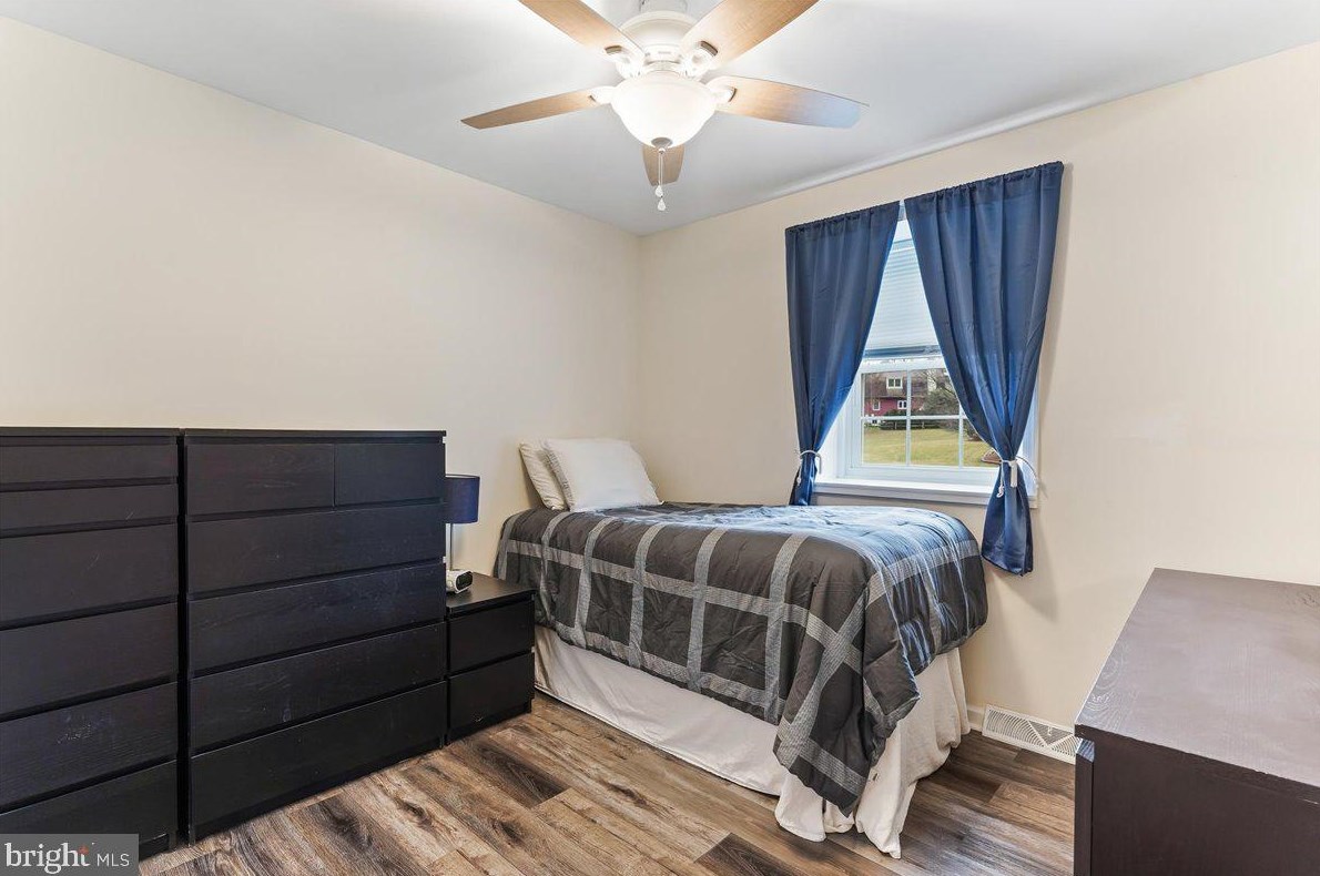 46 Marshall Cir, Downingtown PA  19335-2112 exterior