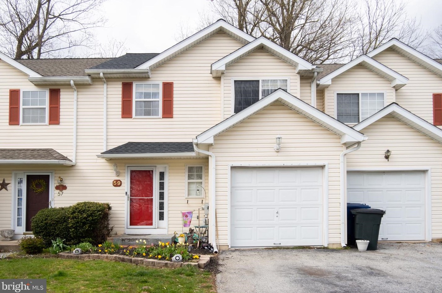 59 Pinckney Dr, Romansville, PA 19320-5941