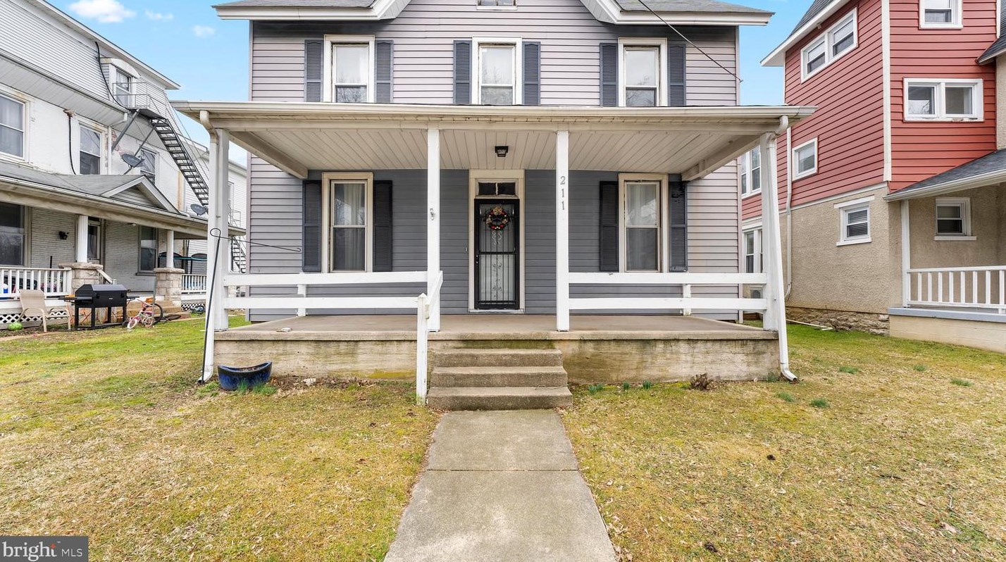 211 Pennsylvania Ave, Avondale, PA 19311