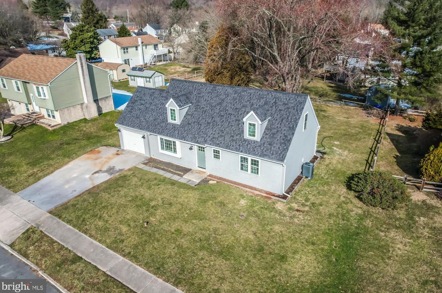 274 Meadow Dr, Downingtown, PA 19335