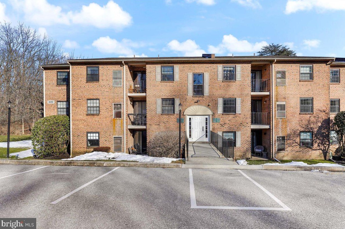 3111 Valley Dr, West Chester, PA 19382