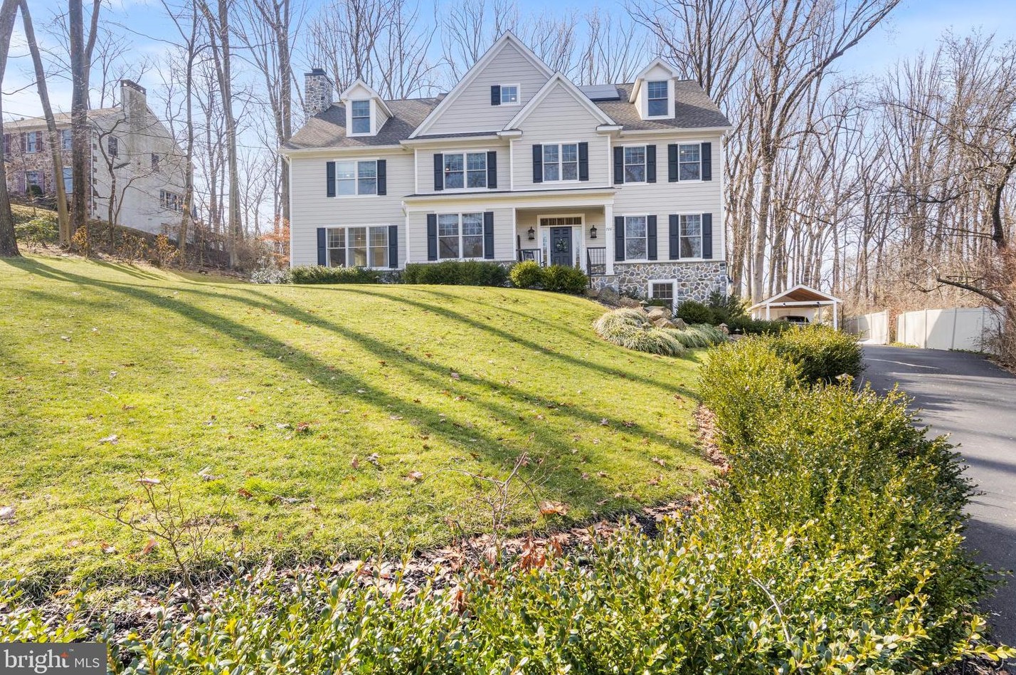 726 Mancill Rd, Wayne, PA 19087