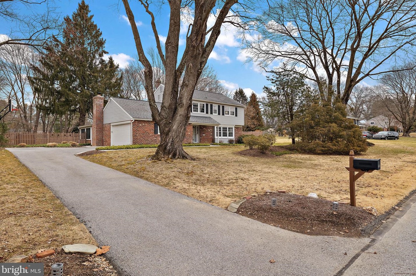 1439 Heather Ln, West Chester, PA 19380-5952