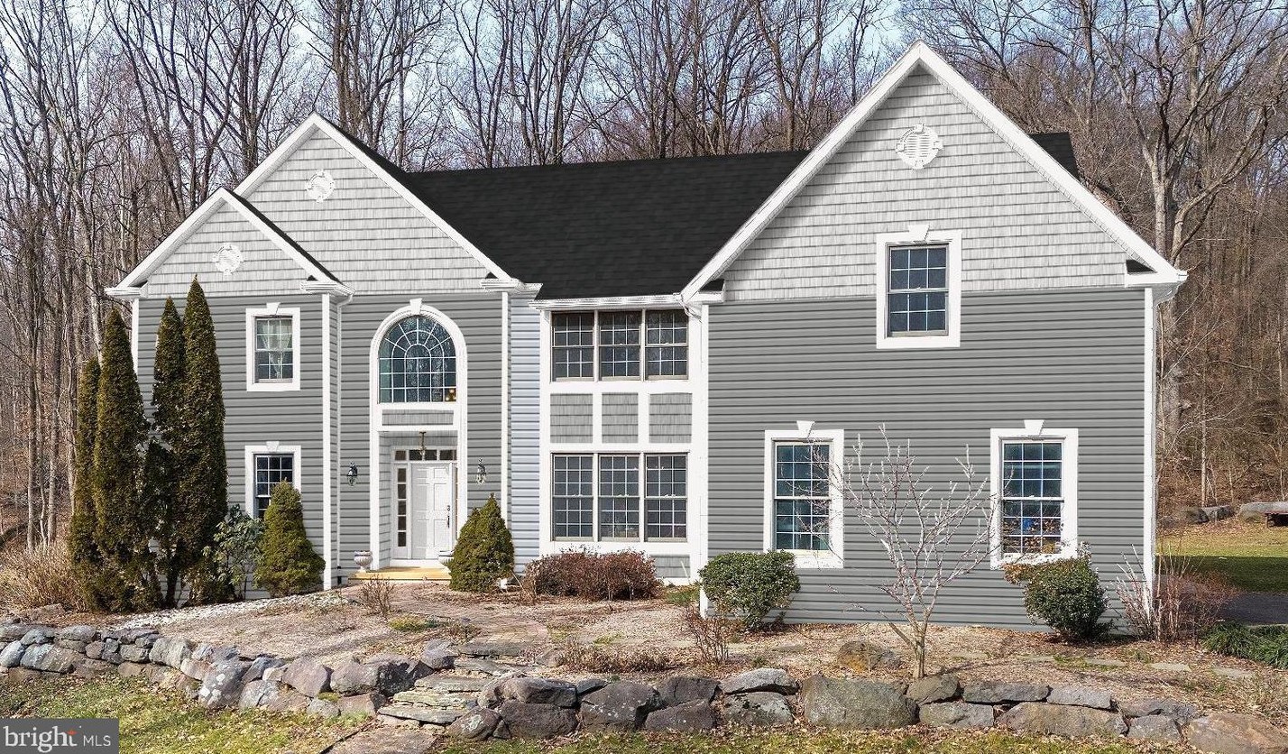 3181 Chestnut Hill Rd, Pottstown PA 19465-8560 exterior