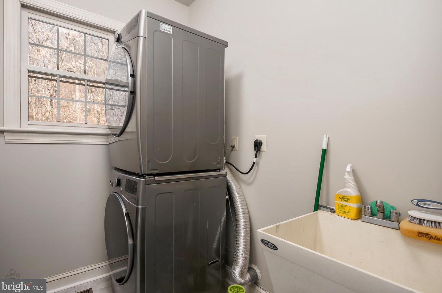 3181 Chestnut Hill Rd, Pottstown PA 19465-8560 exterior