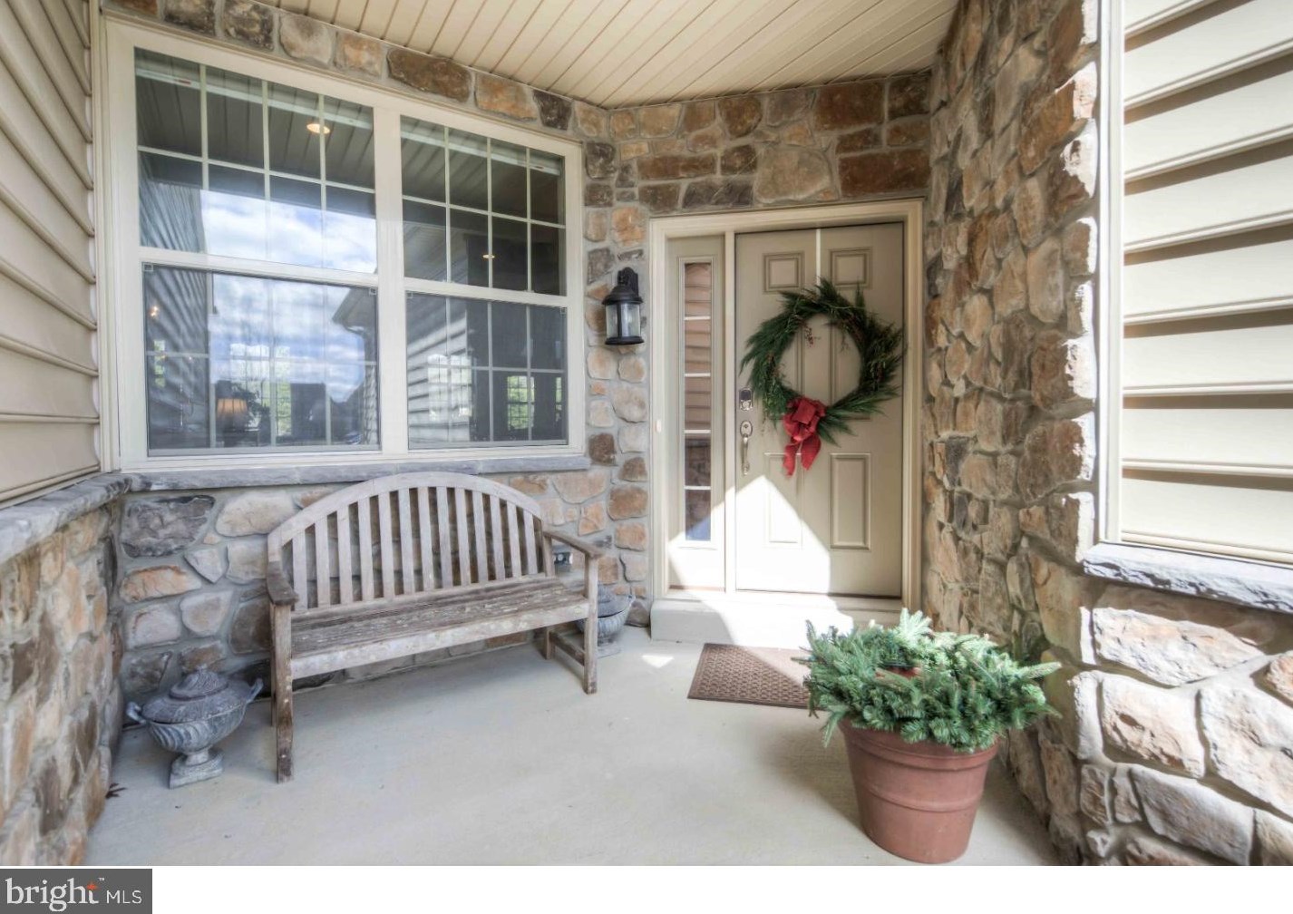 72 Dogwood Ct, Frazer, PA 19355-3374
