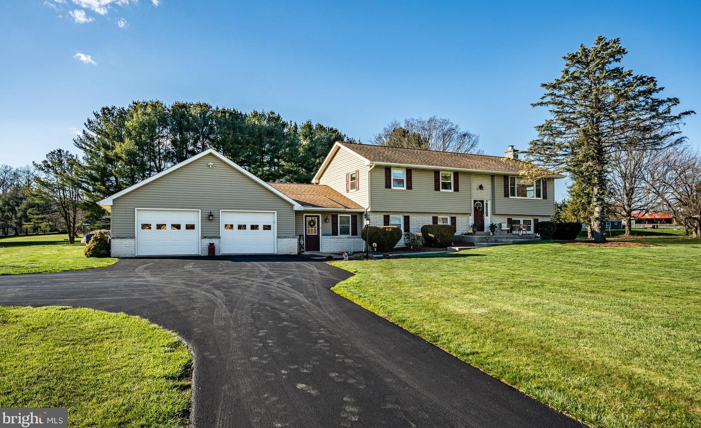 460 Walnut Dr, Parkesburg, PA 19365-1730
