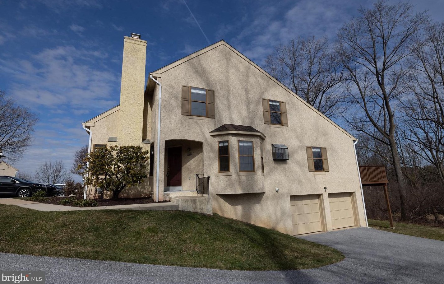 2808 Stoneham Dr, West Chester, PA 19382