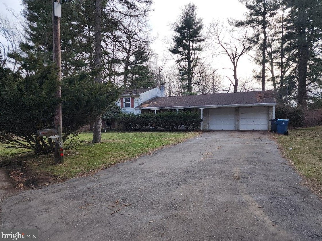 500 Oak Cir, West Chester, PA 19380-4524