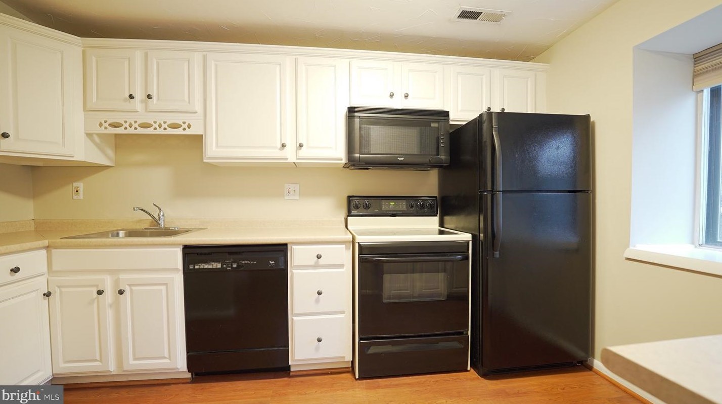 498 Summit House, West Chester, PA 19382