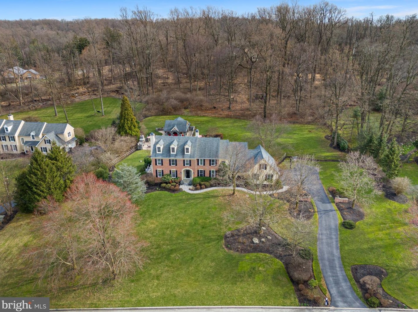 28 Great Woods Ln, Frazer, PA 19355-8602
