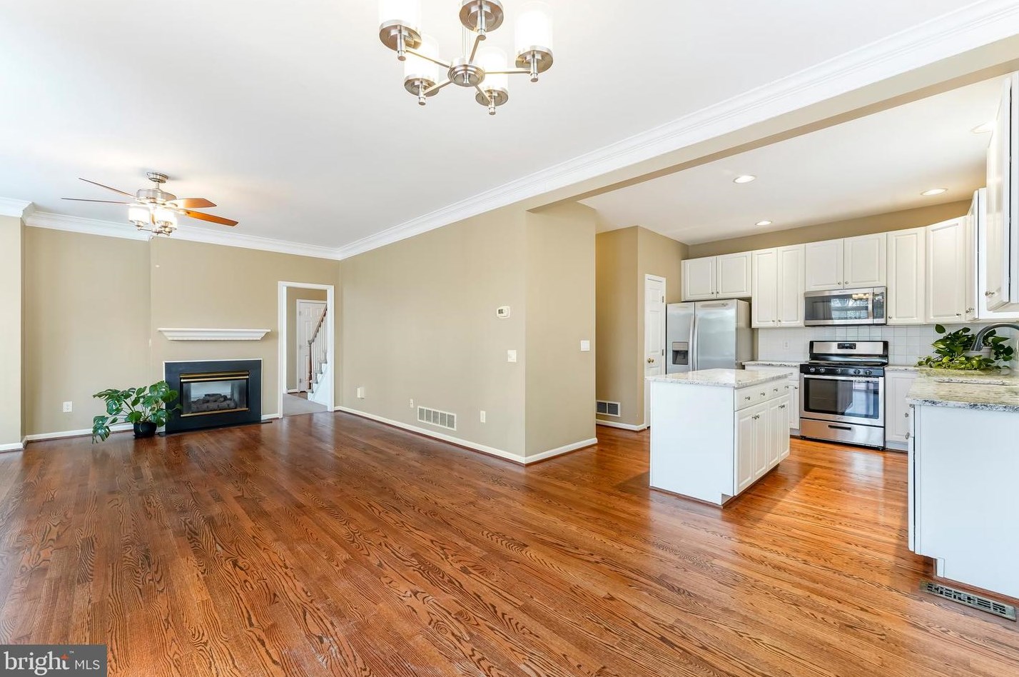 103 Brookline Ct, Avondale PA  19311-1406 exterior