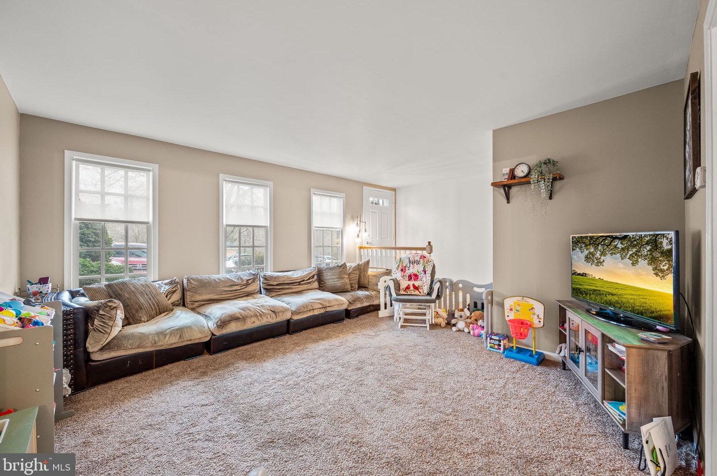 207 Everest Cir, West Chester, PA 19382