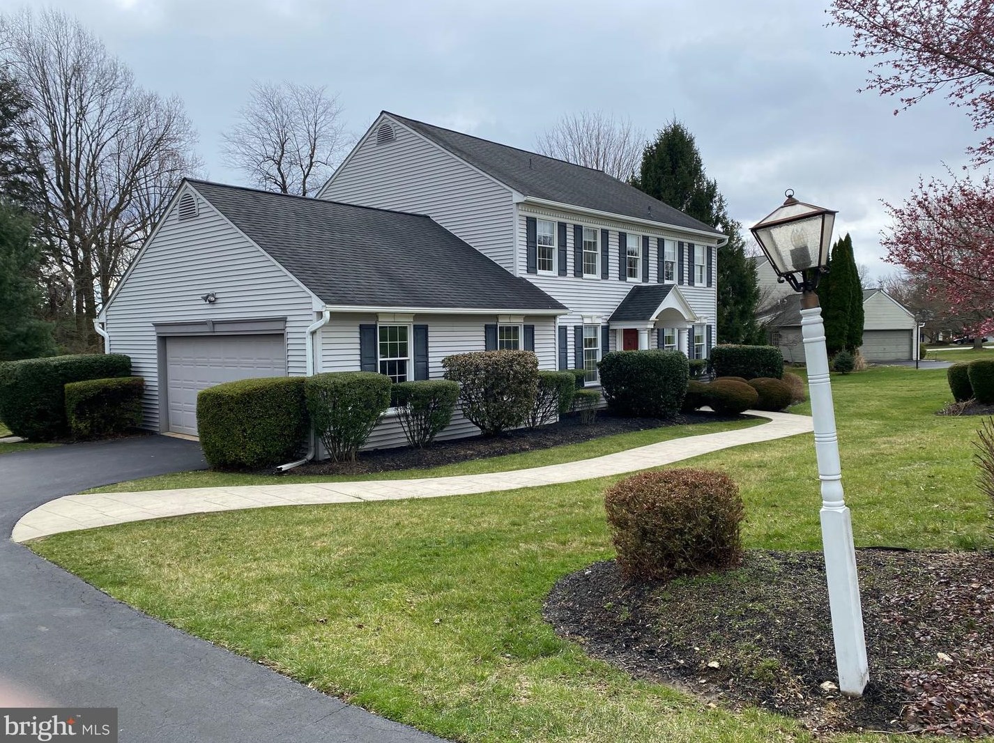 904 Brookmont Cir, Frazer, PA 19355-3130