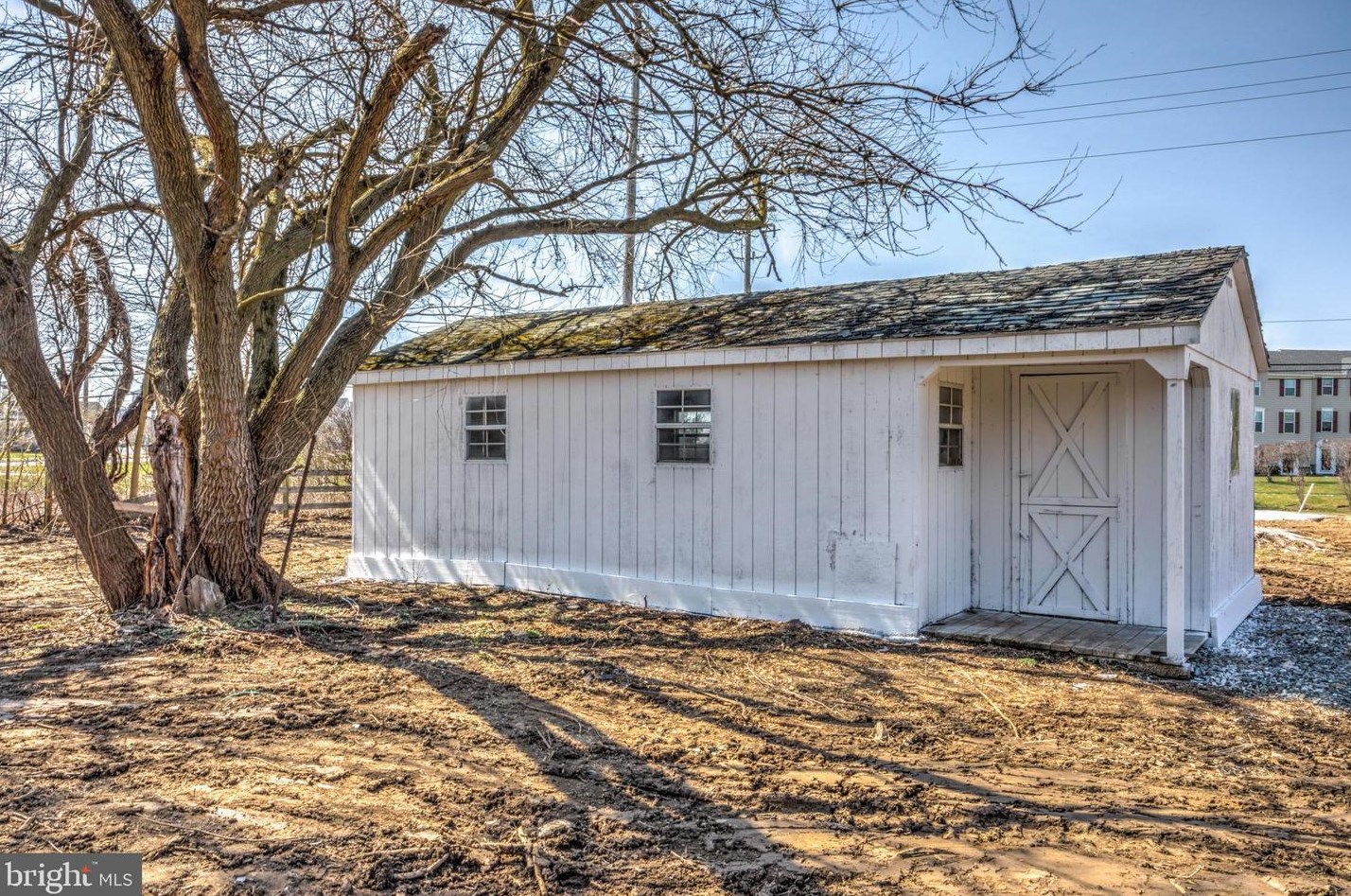 48 1st Ave, Romansville PA  19320-3418 exterior