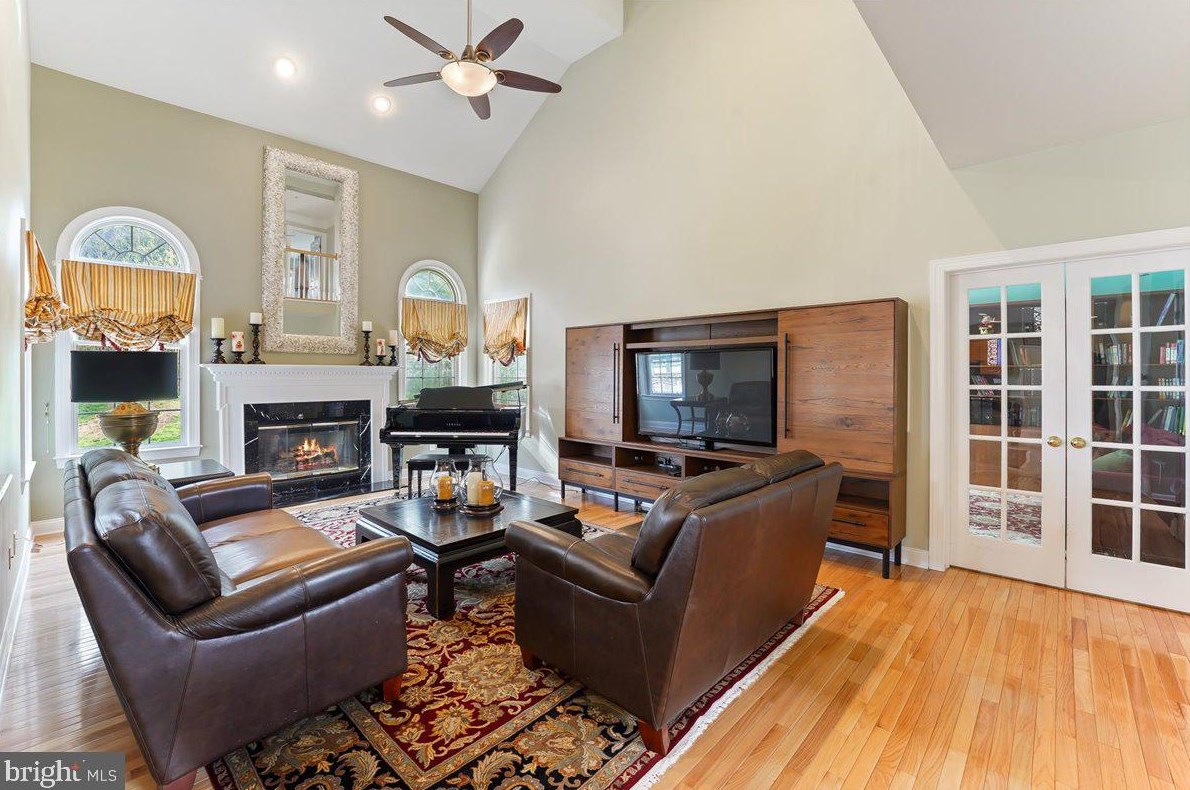 213 Grn Vly Rd, Exton PA 19341-2457 exterior